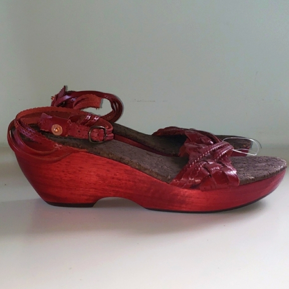 Wooden wedge Gap sandals - Picture 4 of 7